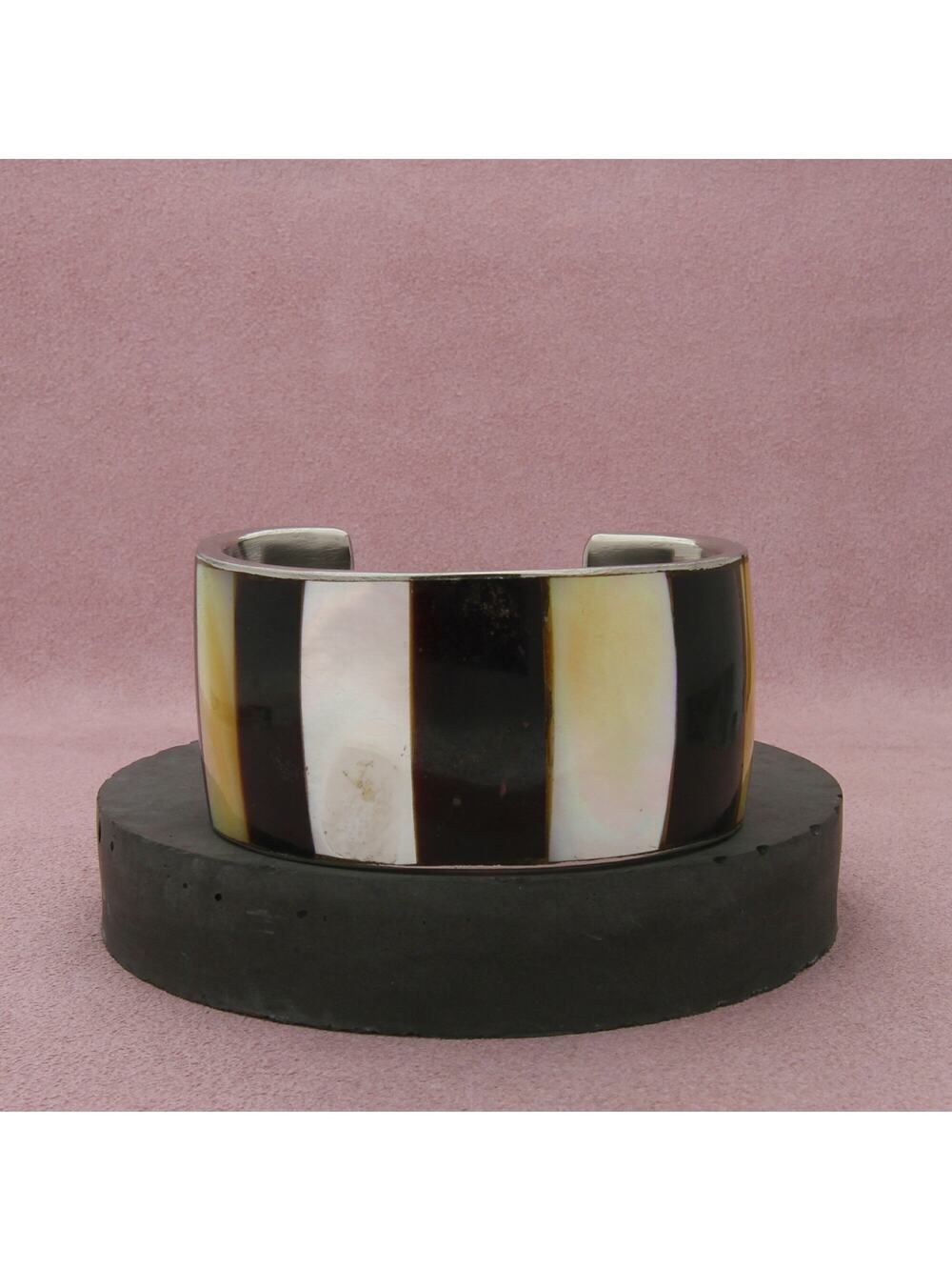 sterling silver artisan-made mother-of-pearl shell cuff bracelet size 6.5in